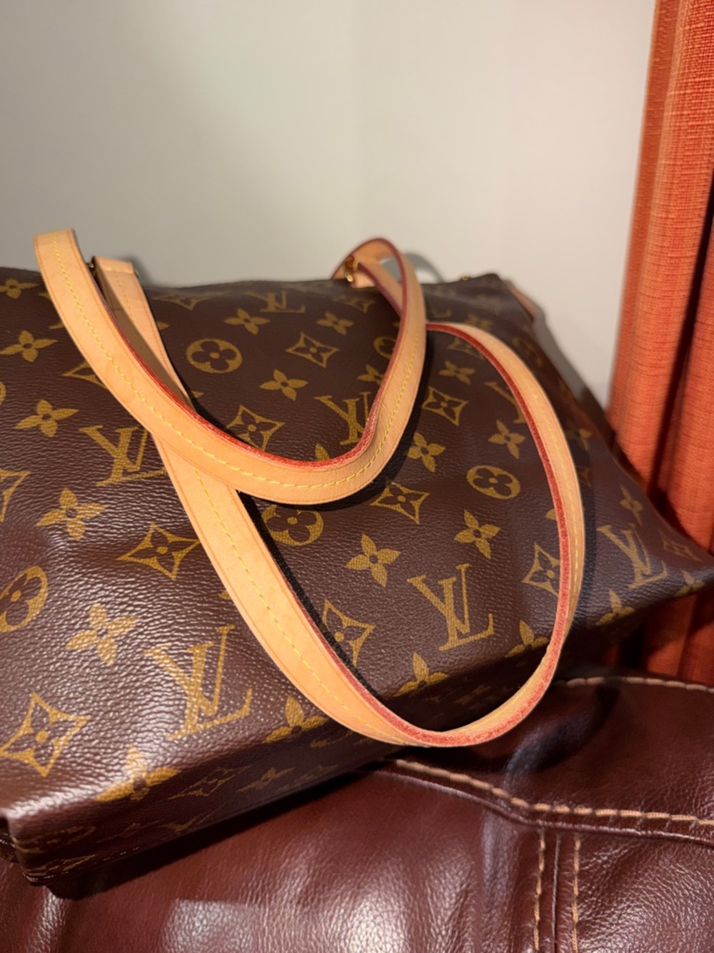 ‼️Authentic Louis Vuitton Lena PM Monogram Tote Shoulder Bag - Picture 10 of 15